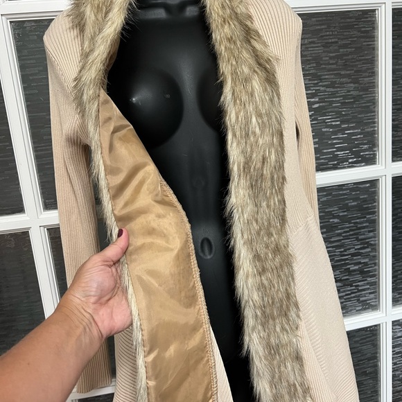 NWT Absolutely Famous Cardigan - Picture 4 of 13